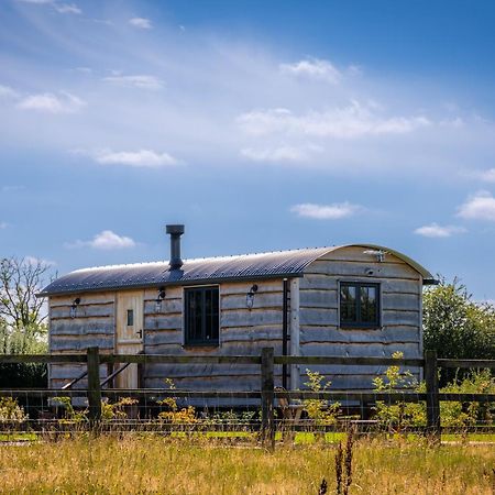 Monkwood Shepherds Hut - Ockeridge Rural Retreats Ουόρσεστερ Εξωτερικό φωτογραφία